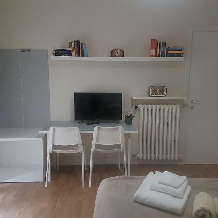 Affittacamere La Scala Lecco Exteriör bild